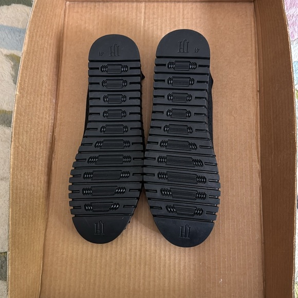 Ilse Jacobsen Black Slip-On Footwear 147 - Picture 3 of 5